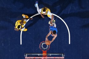 欧博平台 -关于NBA常规赛倒计时；俄克拉荷马雷霆关键时刻伤情更新；细节引发关注；更衣室稳定；临场指挥获称赞的信息